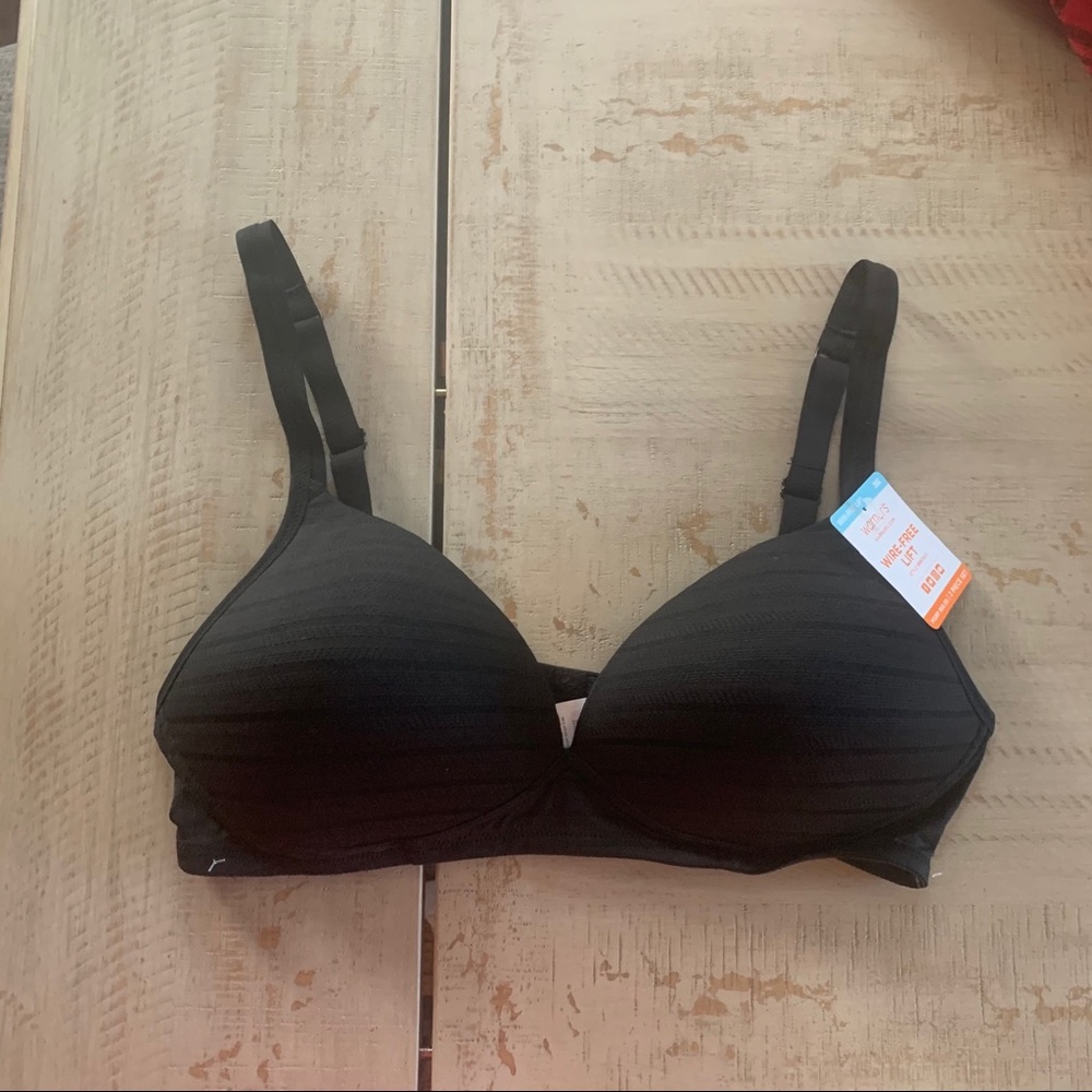 Warner’s Black Bra